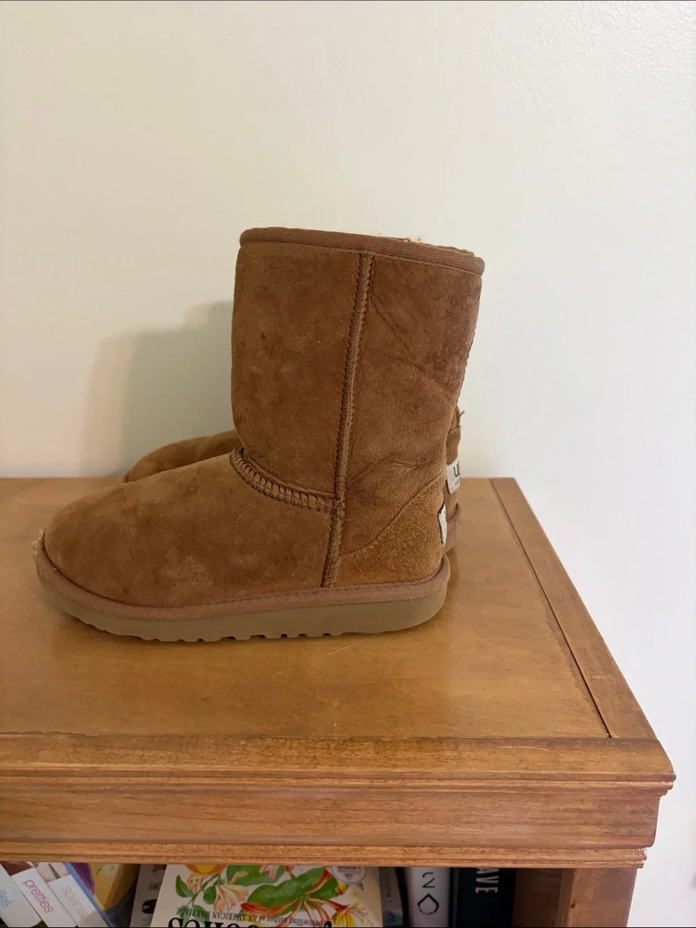 UGG Short Shearling Boots - Chestnut Brown